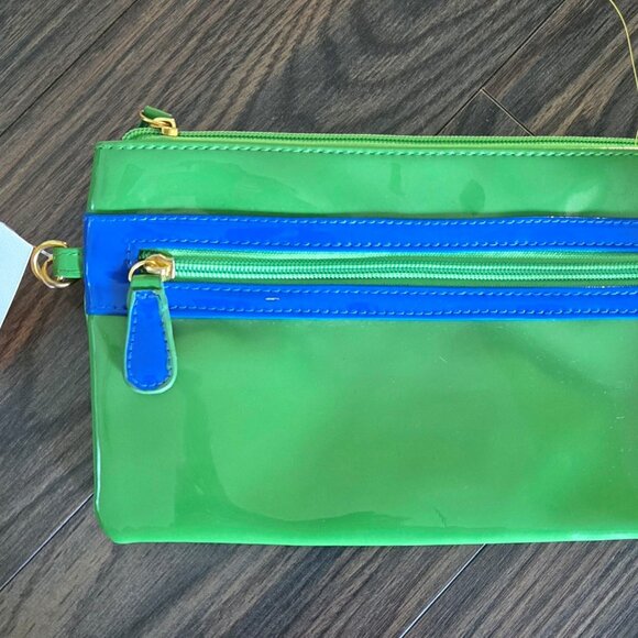 CAPELLI, New York Patent Vinyl Wristlet/Cosmetic Bag NWT - Picture 1 of 5